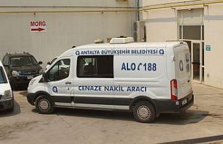 Hayatını kaybeden 2 yangın işçisinin cenazesi...