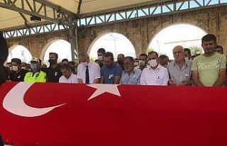 Hayatını kaybeden polis memuru toprağa verildi