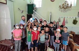 Hayırsever iş insanından Kur’an kursu öğrencilerine...