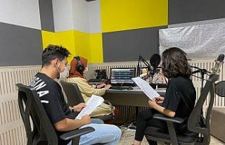 HKÜ Radyo “Lındberghlerin Uçuşu’nu” dinleyici...