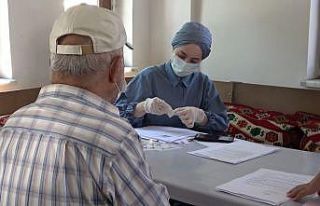 Hoparlörlerden "randevusuz Covid-19 aşısı"...