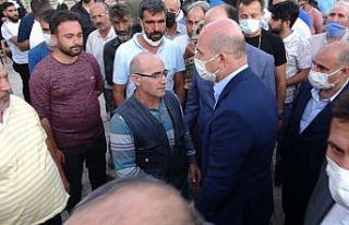 İçişleri Bakanı Soylu’dan katledilen ailenin...