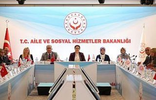 İl Müdürleri toplantıda bir araya geldi