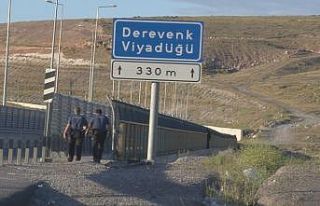 İntihar için viyadüğe çıkan şahıs ikna edildi