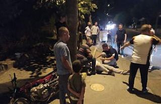 İşçi servisi ile motosiklet çarpıştı: 1 yaralı
