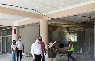 İsmet İnönü Kent Meydanı’na emekli kahvesi