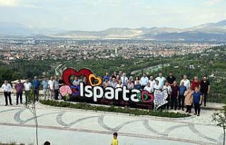 Isparta’da muhtarlara şehrin yeni terası Kirazlıdere...