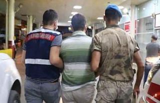 İzmir merkezli FETÖ operasyonunda gözaltı sayısı...