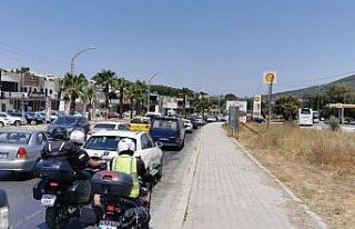 İzmir’de bayram bitti, dönüş trafiği bitmedi
