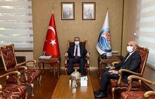 İzmir’e atanan İl Emniyet Müdürü Şahne’den...