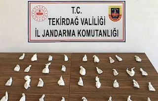 Jandarma uyuşturucu tacirlerine göz açtırmıyor