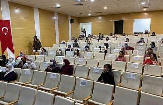 Kadın farkındalık eğitimleri hız kesmeden devam...