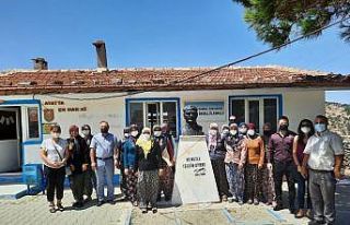 Kadınlar geleneksel el halısını yaşatacak