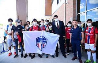 Kahramankazanlı gençlerin yeni buluşma adresi gençlik...