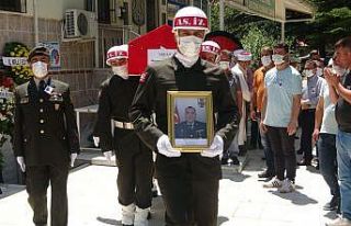 Kalp krizi geçirerek vefat eden asker toprağa verildi