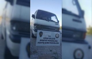 Kamyonet hırsızı kaçamadan yakalandı