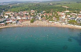 Kandıra Plajları bayram öncesi tatilcilerle doldu