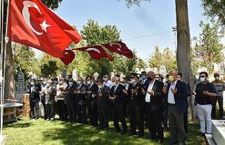 Karaman’da şehitlik ziyareti