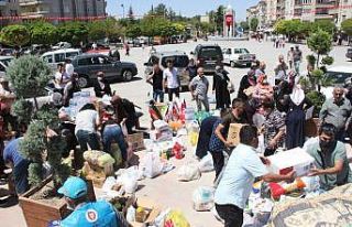 Karaman’da vatandaşlar Manavgat için seferber...