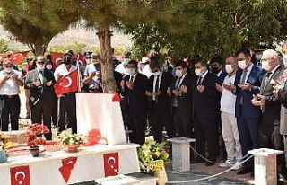 Karamanlı 15 Temmuz şehidi mezarı başında anıldı