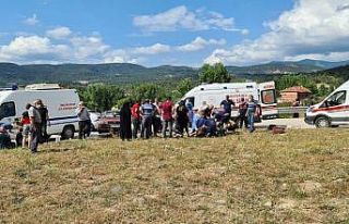 Kastamonu’da iki otomobil çarpıştı: 6 yaralı