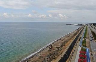 Kaybolan plaj yeniden ortaya çıktı