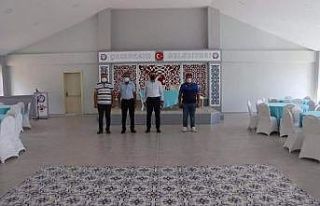 Kaymakam Çelik Çadırkaya beldesinde incelemelerde...