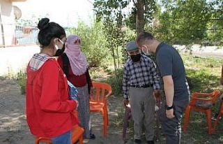 Kaymakam Demirer ev ziyaretlerini sürdürüyor