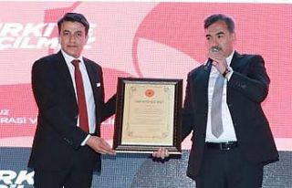 Kaymakam Fikret Dağ, Ahlatlıların ‘Fahri Hemşehrisi’...