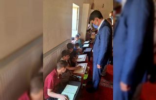 Kaymakam Öztürk, Kur’an Kursu öğrencileriyle...