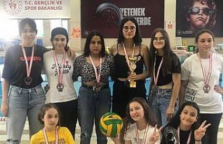 Kayseri Olimpikspor’dan çifte kupa