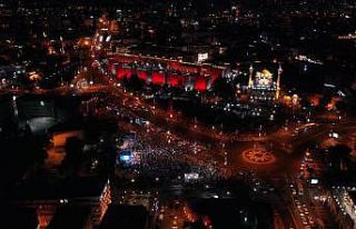 Kayseri semaları 15 Temmuz selaları ile inledi