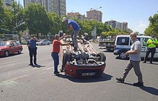 Kayseri’de otomobiller çarpıştı: 5 yaralı