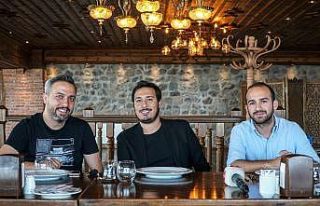 Kayserispor, futbolculara gelen teklifi değerlendirmeye...