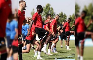 Kayserispor’un yeni sezon formaları görücüye...