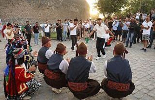 Keçi Burcu sanatla buluştu
