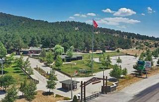 Kefe Yaylası muhteşem doğası ile misafirlerini...