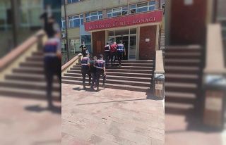 Kesinleşmiş hapis cezası ile aranan 2 kişi tutuklandı