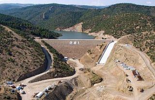 Kılavuzlar Barajı her yıl üreticiye 2.3 milyon...