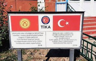 Kırgızistan’ın tarihi çivisiz camisi turistlerin...