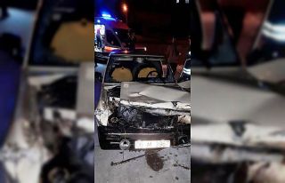 Konya’da otomobil refüje çarptı: 1 yaralı