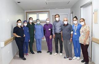 Koronavirüsü yendi yaşama yeniden tutundu