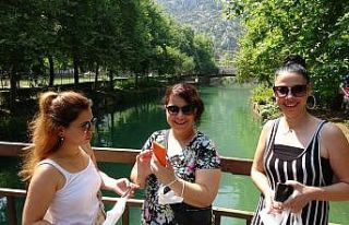 Kozan’da yılın ilk turist kafilesi coşkusu