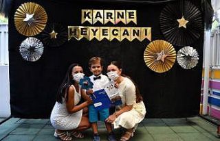 Kreş öğrencilerine sokak hayvanlarını beslemeleri...