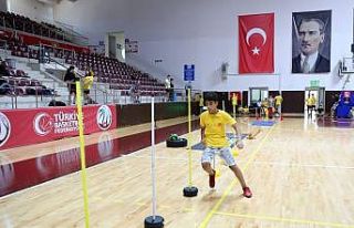 Küçükçekmece Belediyesinden öğrencilere spor...