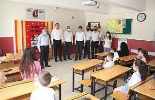 Kula’da 6 bin 380 öğrenci karne aldı