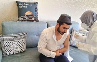 Kur’an kursu öğrencileri ve yöneticileri aşı...