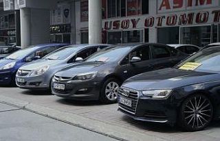 Kurban Bayramı öncesi ikinci el otomobillere talep...