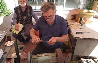 Kurban bıçakları bileniyor