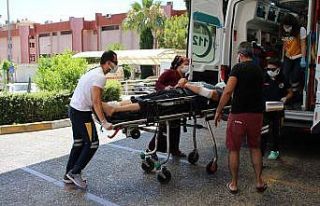 Kurban keserken kendini yaralayanlar hastanelere koştu